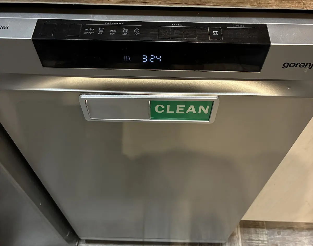 Gorenje GS541D10X dishwasher working - photo (front)